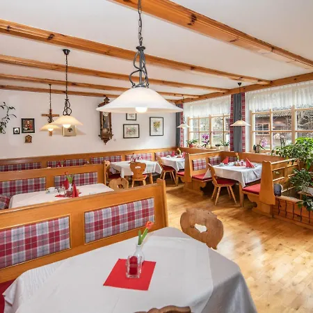 Moser Bed & Breakfast *